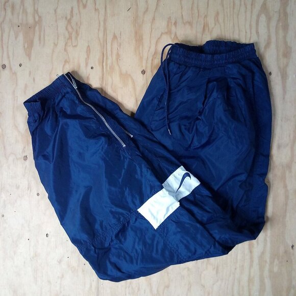 Vintage Nike Team Mesh Lined Wind Pants Joggers Trainers - Picture 1 of 9